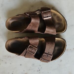 BIRKENSTOCK: Brown Oiled Leather Arizona Sandals